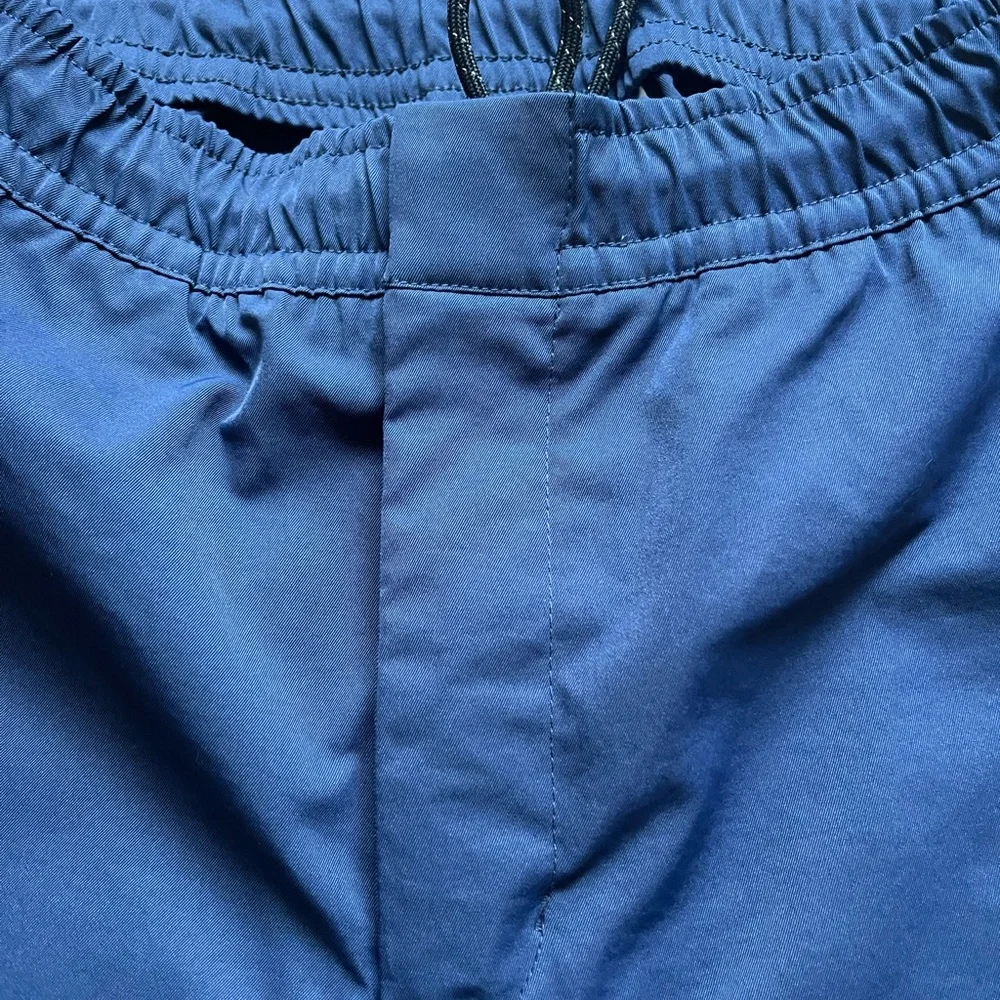 Nike Tech Essentials Unlined Commuter Pants